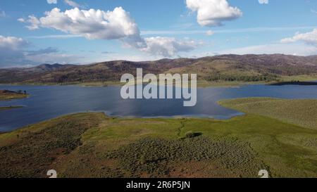 Frenchman Lake reservoir in California photo from the gravel parking ...