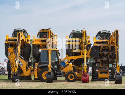 Dancing Diggers - Smallwood Steam & Vintage Rally 2023 Stock Photo