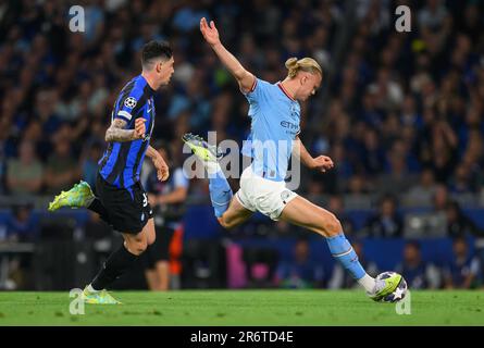Istanbul, Turkey. 10th June, 2023. 10 Jun 2023 - Manchester City v Inter Milan - UEFA Champions League - Final - Ataturk Olympic Stadium Manchester City's Erling Haaland shoots during the Champions League Final in Istanbul. Picture Credit: Mark Pain/Alamy Live News Stock Photo