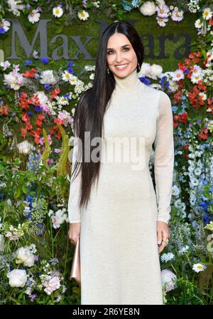 Stockholm, Sweden. 11th June, 2023. Demi Moore arrives at Max Mara's fashion show at Stockholm City Hall, Sweden, June 11, 2023.Photo: Karin Tornblom/TT/code 2377 Credit: TT News Agency/Alamy Live News Stock Photo