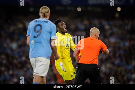 Istanbul, Turkey. 10th Jun 2023.  Andre Onana (Inter) Erling Haaland (City) Schiedsrichter Marciniak, Szymon (Polen) Manchester City - Inter Mailand U Stock Photo