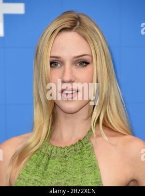 Elizabeth Posey at the