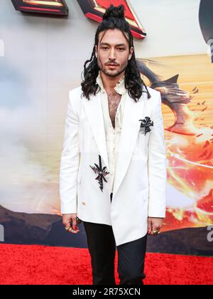 HOLLYWOOD, LOS ANGELES, CALIFORNIA, USA - JUNE 12: American actor Ezra Miller arrives at the Los Angeles Premiere Of Warner Bros. 'The Flash' held at the TCL Chinese Theatre IMAX on June 12, 2023 in Hollywood, Los Angeles, California, United States. (Photo by Image Press Agency) Stock Photo
