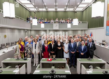 THE HAGUE - The new members take a group photo after the first meeting of the newly elected Senate. ANP SEM VAN DER WAL netherlands out - belgium out Stock Photo