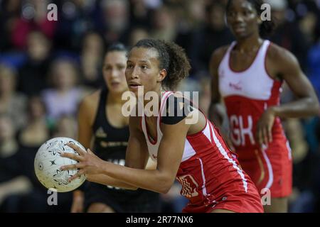 England's Serena Guthrie in action against New Zealand during a New World Netball Series match, Trusts Stadium, Auckland, New Zealand, Monday, October 03, 2011. Stock Photo