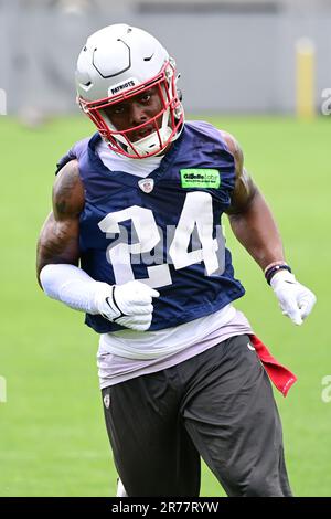 New England Patriots safety Joshuah Bledsoe (24) warms up during an NFL ...