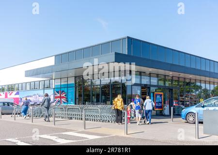 Entrance to Aldi Supermarket, Millennium Way, Lowestoft, Suffolk, England, United Kingdom Stock Photo