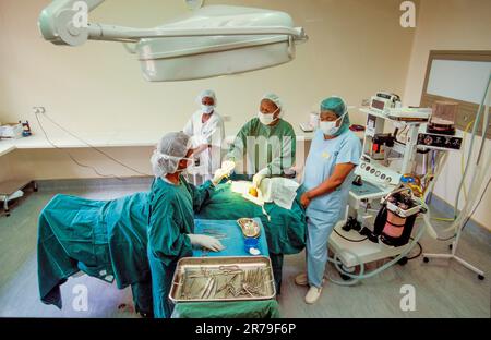 Zimbabwe, Harare. Surgeon and nurses are ready to perform surgery Stock Photo