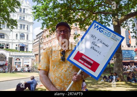 London, England, UK. 14th June, 2023. Screenwriter RUSSELL T DAVIES joins the rally as UK screenwriters and Writers' Guild Of Great Britain (WGGB) members gather in Leicester Square in solidarity with striking screenwriters in the USA. (Credit Image: © Vuk Valcic/ZUMA Press Wire) EDITORIAL USAGE ONLY! Not for Commercial USAGE! Stock Photo