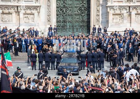 Milan, Italy. 14th June, 2023. Milan, Italy, 14/06/2023, State funeral of Silvio Berlusconi, Exit of the coffin from the Cathedral Editorial Usage Only Credit: Independent Photo Agency/Alamy Live News Stock Photo