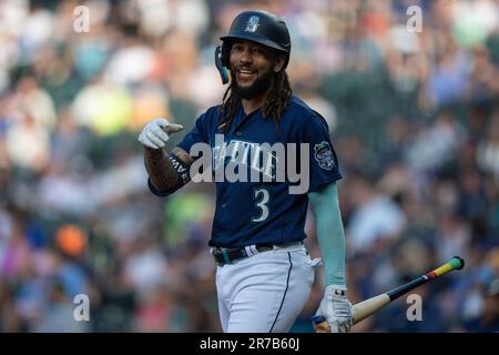 Postgame Show: Mariners Bats Go Quiet and J.P. Crawford Leaves