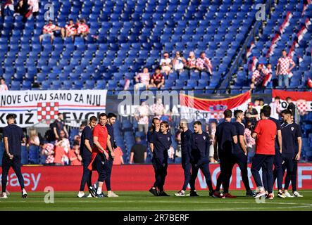 Croatian National Team inspects the pitch prior to the UEFA Nations League 2022/23 semifinal match between Netherlands and Croatia at De Kuip on June 14, 2023 in Rotterdam, Netherlands. Photo: Marko Lukunic/PIXSELL Credit: Pixsell/Alamy Live News Stock Photo
