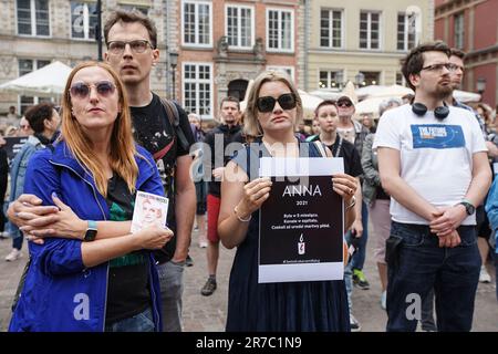 Gdansk, Poland. 14th June, 2023. Gdansk, Poland June, 14th. 2023 Protesters with anti-government sogans are seen in Gdansk, Poland on 14 June 2023 Protests in over 60 Polish cities demand liberalized abortion law after the death of another pregnant woman in hospital. The 33-year-old woman died last month in the John Paul II hospital in Nowy Targ, after doctors refused to abort after the waters broke. Woman was told to lie with her legs up, as the medics hoped her fluids would be reconstituted. She developed sepsis and died three days later. Credit: Vadim Pacajev/Alamy Live News Stock Photo