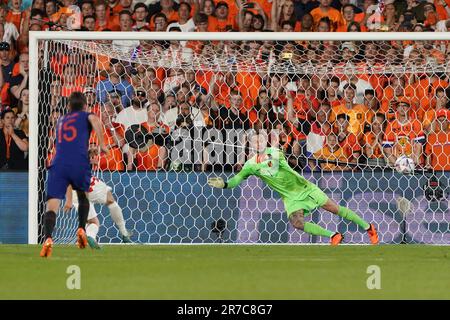 STADION FEYENOORD, NETHERLANDS - JUNE 14: Justin Bijlow of the Netherlands reacts during the UEFA Nations League 2023 semi-final match between The Netherlands and Croatia at Rotterdam on June 14, 2023 in Stadion Feyenoord, Netherlands (Photo by Andre Weening/Orange Pictures) Stock Photo