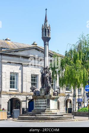 Queen Victoria Memorial, St James' Square, Newport, Isle of Wight, England, United Kingdom Stock Photo