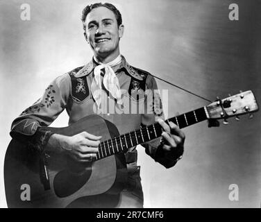 https://l450v.alamy.com/450v/2r7cmf6/new-mexico-c-1951-noted-country-western-and-honky-tonk-music-star-lefty-frizzell-2r7cmf6.jpg
