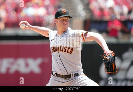 St. Louis, United States. 14th June, 2023. San Francisco Giants starting pitcher Anthony DeSclafani delivers a pitch to the St. Louis Cardinals in the first inning at Busch Stadium in St. Louis on Wednesday, June 14, 2023. Photo by Bill Greenblatt/UPI Credit: UPI/Alamy Live News Stock Photo