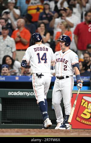 Mauricio Dubón's two-run homer, 07/29/2022