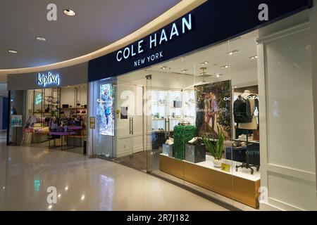 Cole haan store c2153