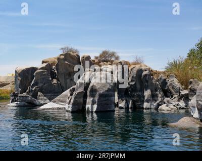 Beauty in Nature: Assuans Stunning Coastline Along the Nile Rive Stock Photo