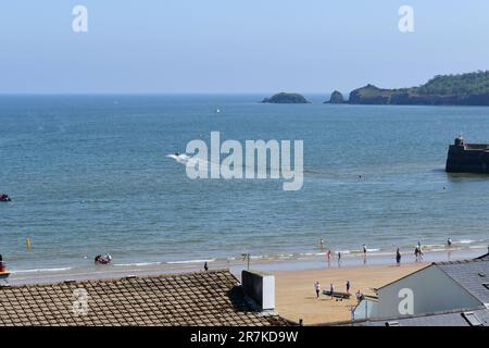 The rooftop view from Francis Road looking across to Saundersfoot beach and harbour. Stock Photo