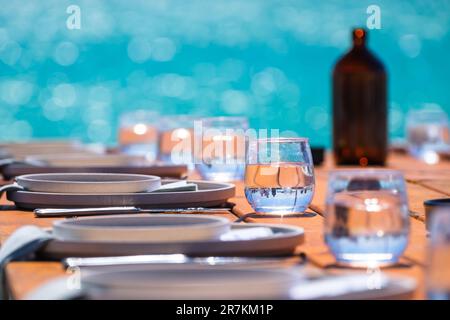 Beautiful table set up of long table lunch at Shore leave festival, Abrolhos island, Western Australia Stock Photo