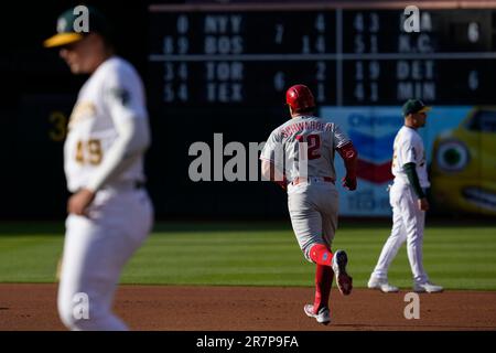 St. Petersburg, FL USA: Philadelphia Phillies designated hitter Bryce  Harper (3) is congratulated by left fielder Kyle Schwarber (12) after  hitting h Stock Photo - Alamy