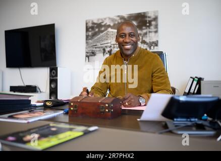 Berlin, Germany. 06th June, 2023. Joe Chialo (CDU), Berlin's senator for culture and social cohesion, sits in his office at Berlin's cultural administration after speaking with Deutsche Presse-Agentur dpa. (to dpa 'Berlin's culture senator Chialo wants quick Barenboim successor') Credit: Bernd von Jutrczenka/dpa/Alamy Live News Stock Photo