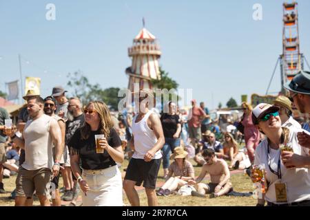 Black Deer Festival, Kent, UK - 16th June 2023 Crowd enjoy live music on the main stage in the sun at Black Derr Festival. Credit Jill O'Donnell/Alamy Live News Stock Photo