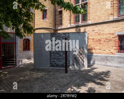 Ghoulish scene of the WWI execution post where British soldiers were executed for various military offences in the grounds of Poperinge Town Hall Stock Photo