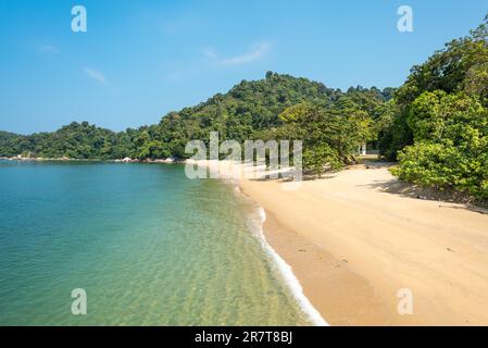 The island of Pangkor with the tortoise bay near the tourist village Teluk Nipah in the Malaysian state of Perak at the west coast of the peninsular Stock Photo