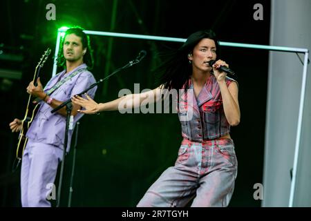 LANDGRAAF - The Dutch pop group Ronde with lead singer Rikki Borgelt ...