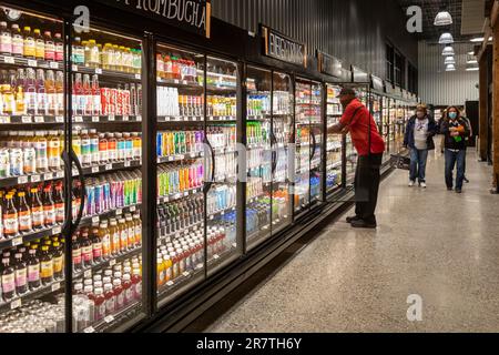 Detroit, Michigan, Rivertown Market, a smaller-format supermarket operated by the Meijer chain, is open in downtown Detroit. The store is one of only Stock Photo