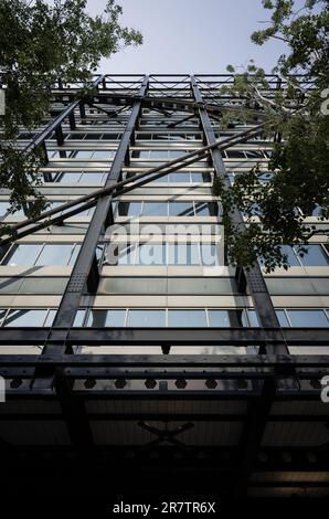 London, UK:  Exchange House, an office building in Broadgate in the City of London. Seen from Exchange Square. Stock Photo