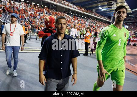 Solna, Sweden. 17th June, 2023. Belgium's Eden Hazard and Belgium's goalkeeper Thibaut Courtois greet the fans after a soccer game between Belgian national team Red Devils and Austria, Saturday 17 June 2023 in Brussels, the second (out of 8) qualification match for the Euro 2024 European Championships. BELGA PHOTO KURT DESPLENTER Credit: Belga News Agency/Alamy Live News Stock Photo