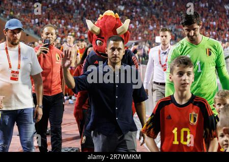 Solna, Sweden. 17th June, 2023. Belgium's Eden Hazard and Belgium's goalkeeper Thibaut Courtois greet the fans after a soccer game between Belgian national team Red Devils and Austria, Saturday 17 June 2023 in Brussels, the second (out of 8) qualification match for the Euro 2024 European Championships. BELGA PHOTO KURT DESPLENTER Credit: Belga News Agency/Alamy Live News Stock Photo