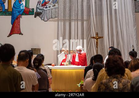 Sunday mass at Our Lady of Mount Carmel Catholic Church, Wanchai, Hong Kong, SAR, China Stock Photo