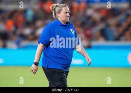 June 17 2023 OL Reign head coach Laura Harvey during an