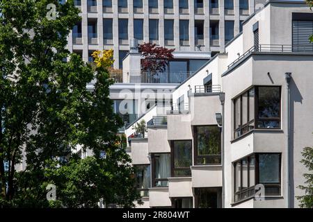 buildings on Gereonshof street and of the Gerling Quartier, the former ...