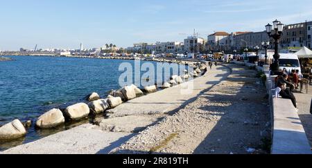 Festa di San Nicola in Bari at the church of Saint Nicola, Festival to  honour Saint Nicholas, Bari, Apulia, Italy Stock Photo - Alamy