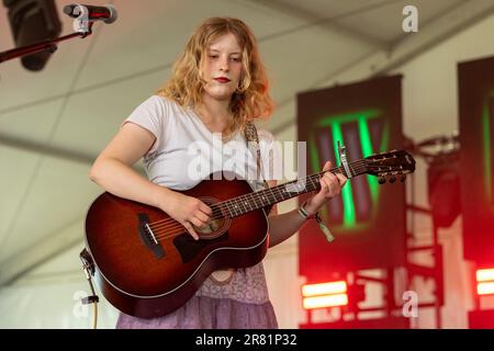 Manchester, USA. 17th June, 2023. Paris Paloma during the Bonnaroo Music and Arts Festival on June 17, 2023, in Manchester, Tennessee (Photo by Daniel DeSlover/Sipa USA) Credit: Sipa USA/Alamy Live News Stock Photo