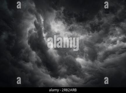 Dar summer storm clouds gather over Worcestershire threatening a thunder storm. Stock Photo