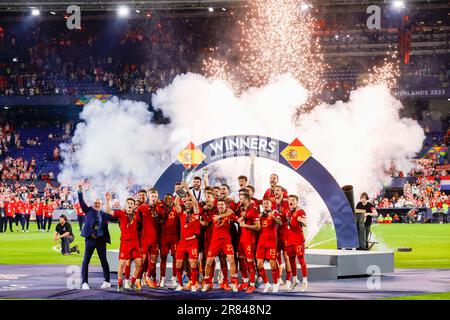 18-06-2023: Sport: Kroatie v Spanje  ROTTERDAM, NETHERLANDS - JUNE 18: players of Spain celebrating winning the Nations League with the cup during the Stock Photo