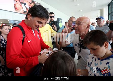 Zagreb, Hrvatska. 19th June, 2023. Croatian coach Zlatko Dalic with fans after returning from Netherlands and winning silver medal in UEFA Nations league tournament in Zagreb, Croatia on 19. June 2023. Photo: Igor Kralj/PIXSELL Credit: Pixsell/Alamy Live News Stock Photo