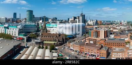 View of the skyline of Birmingham, UK including The church of St Martin Stock Photo