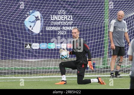 Tbilisi, Goergia. 19th June, 2023. Belgium's Maarten Vandevoordt and Belgium's U21 goalkeeper coach Filip De Wilde pictured during a training session, part of the preparation ahead of the UEFA Under21 European Championships, in Tbilisi, Georgia, Monday 19 June 2023. The UEFA Under21 European Championships take place from 21 June to 08 July in Georgia and Romania. BELGA PHOTO BRUNO FAHY Credit: Belga News Agency/Alamy Live News Stock Photo