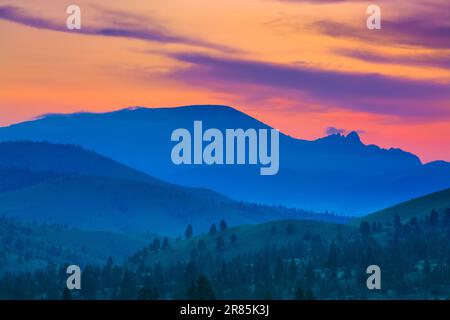 sunrise over sleeping giant mountain near helena, montana Stock Photo