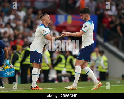 England substitute Kalvin Phillips (left) replaces team-mate Declan Rice during the UEFA Euro 2024 Qualifying Group C match at Old Trafford, Manchester. Picture date: Monday June 19, 2023. Stock Photo