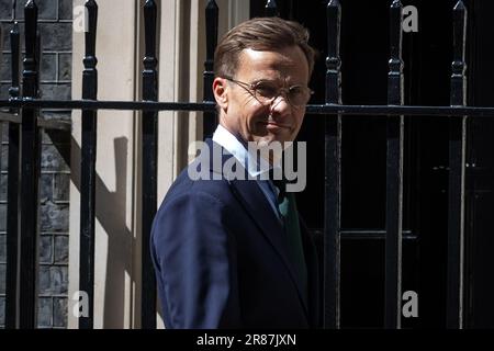 London, UK. 19th June, 2023. Prime Minister of Sweden Ulf Kristersson walks up Downing Street in London ahead of a bilateral meeting. (Photo by Tejas Sandhu/SOPA Images/Sipa USA) Credit: Sipa USA/Alamy Live News Stock Photo