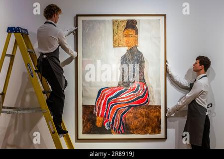 London, UK. 20th June, 2023. AMOAKO BOAFO (B. 1984), Joy Adenike, Executed in 2017, Estimate: GBP 250,000 - GBP 350,000 - Preview of Christie's 20th/21st Century: London Evening Sale. It showcases the dynamism of portraiture across the centuries, coinciding with London's National Portrait Gallery re-opening to the public Credit: Guy Bell/Alamy Live News Stock Photo